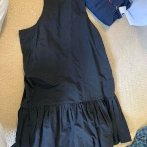 Black Sleeveless Dress